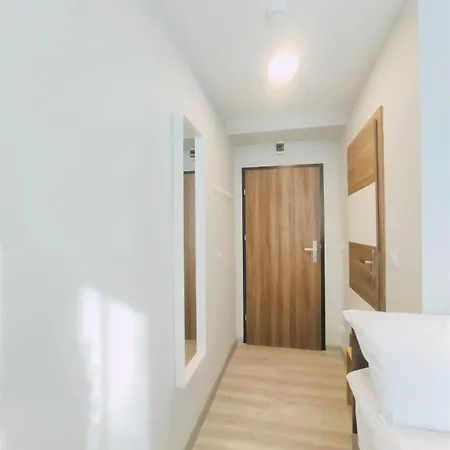 Zefiro Ogrody 格但斯克