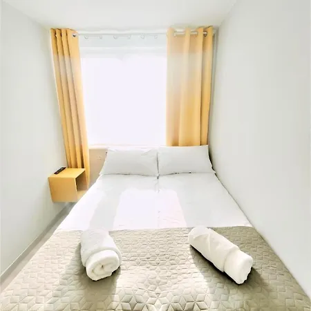 Zefiro Ogrody 格但斯克