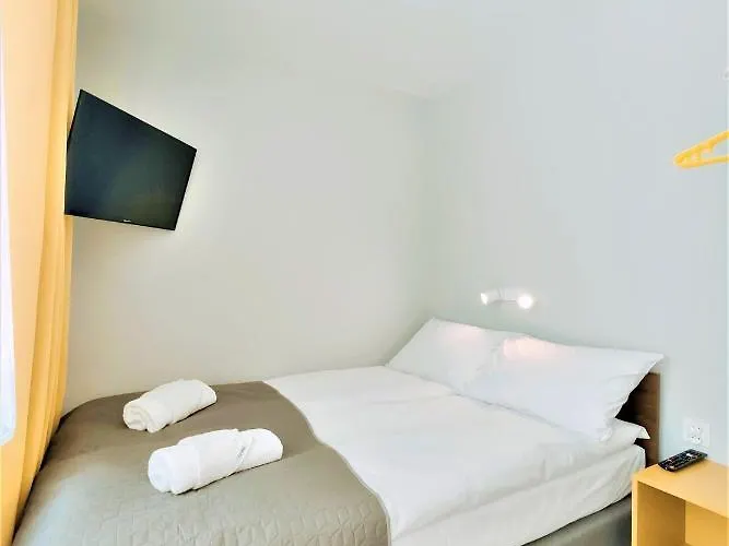 Zefiro Ogrody Aparthotel 3*