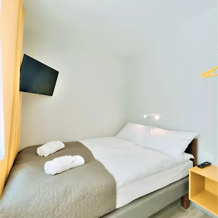Zefiro Ogrody Apartmanhotel 3*