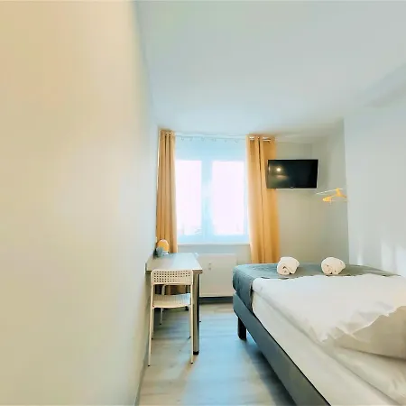Zefiro Ogrody Lägenhetshotell 3*
